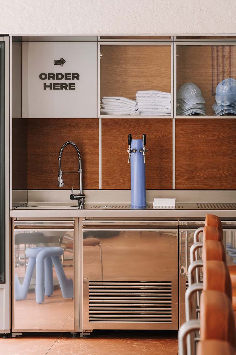 Wrocław Smash Burger Restaurant Designed by Znamy Się