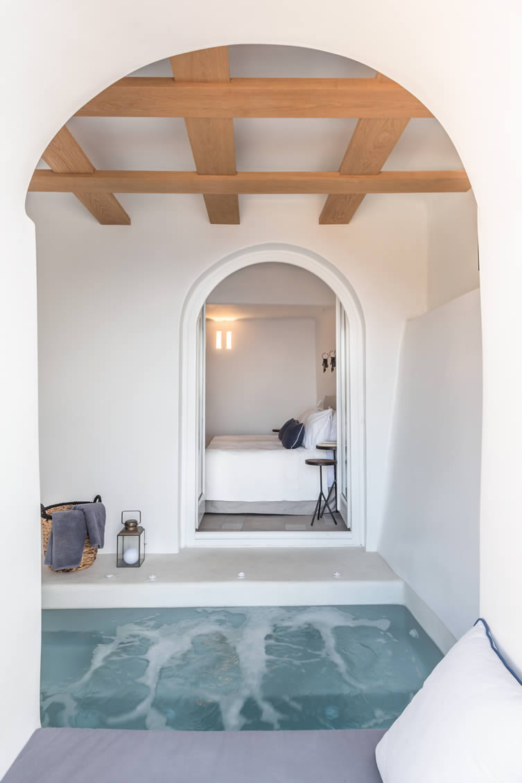 Porto Fira Suites Santorini