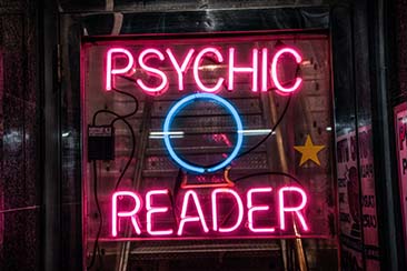 Here’s What to Expect in a Psychic Reading