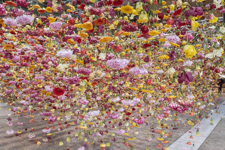 Rebecca Louise Law, Garten at Bikini Berlin