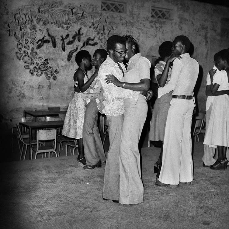 Le quart d’heure rumba à la soirée privée, 1977