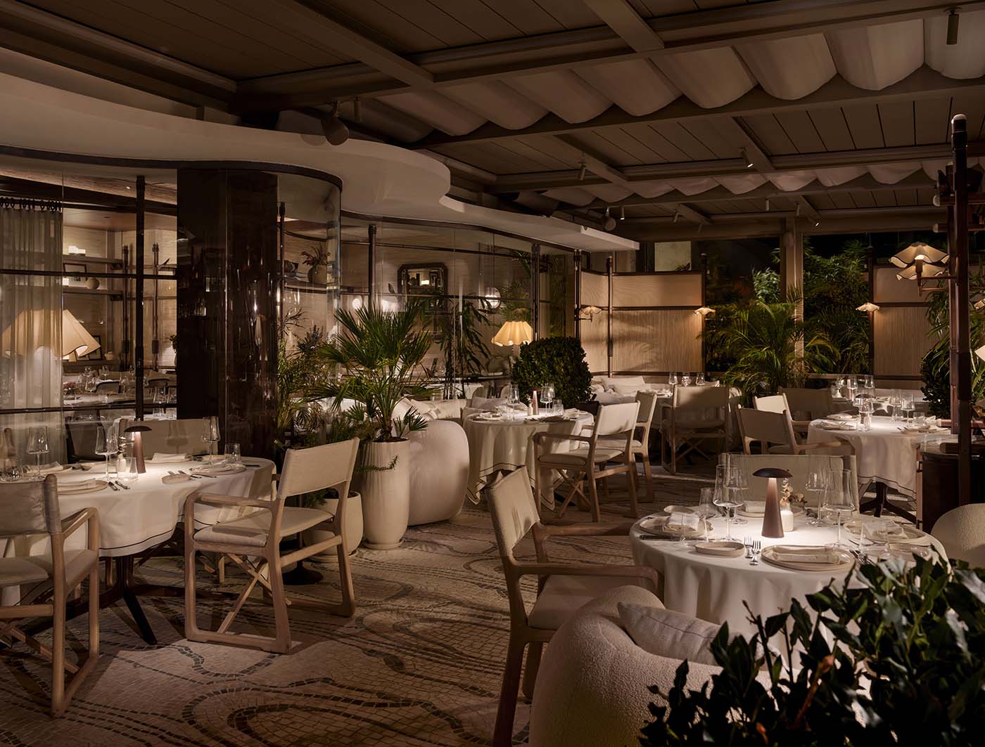 Scalla İstanbul Beykoz Restaurant Designed by URBANJOBS
