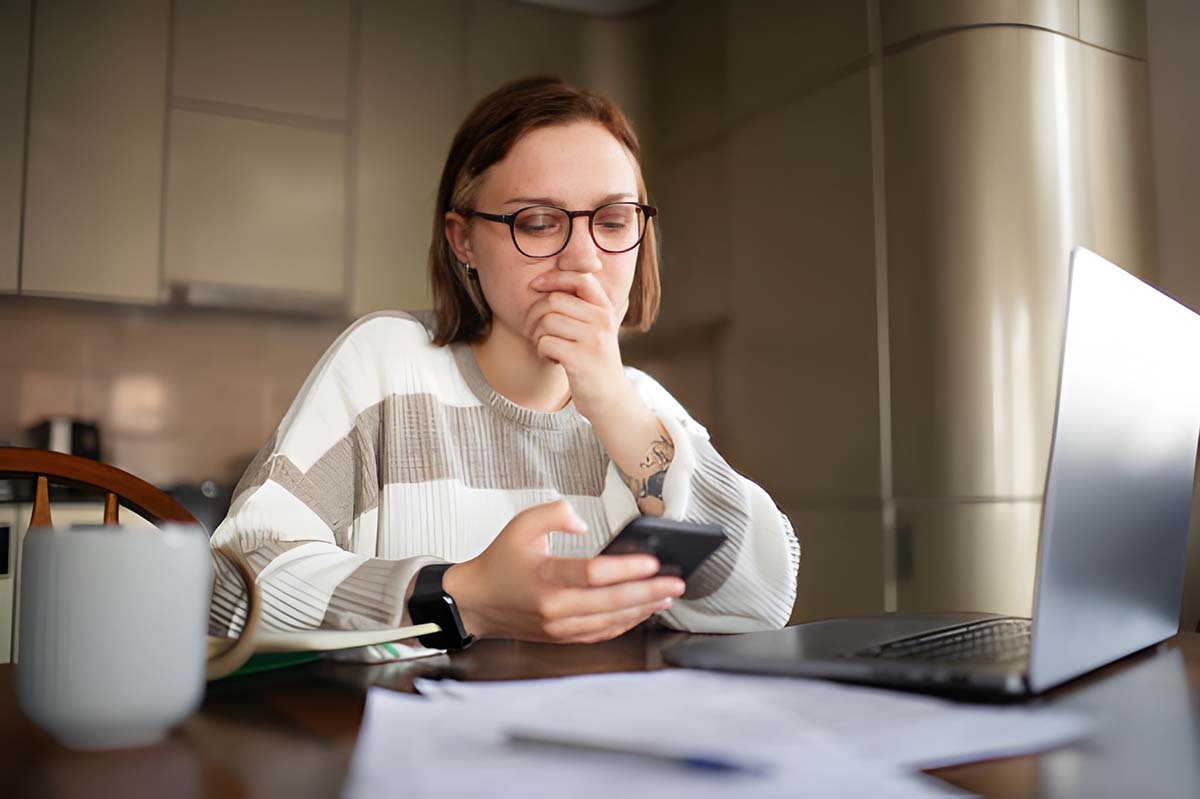 Tap Into Earned Wage Access or Pay Advance Apps