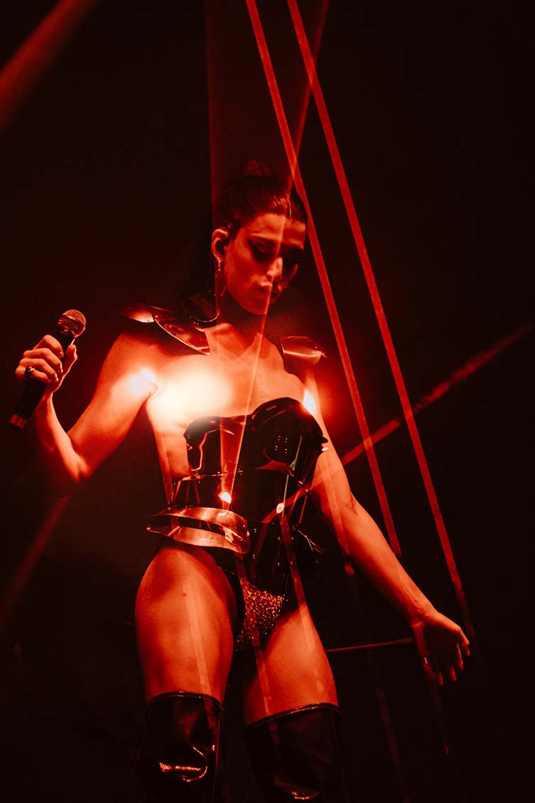 Trans diva, Arca, puts on an epic experimental performance