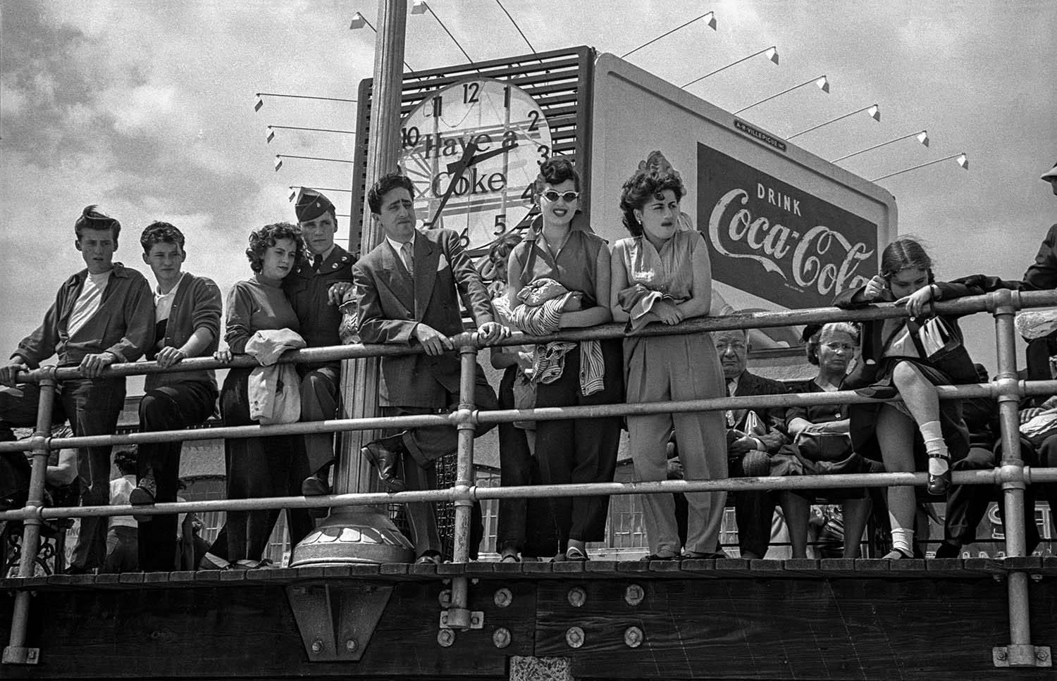 Harold Feinstein, Coke Sign on the Boardwalk, Coney Island, 1949