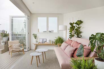 Sun and Shadow, Barcelona Design Apartment