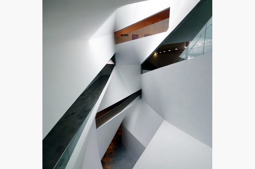 Tel Aviv Museum of Art, Herta and Paul Amir Building