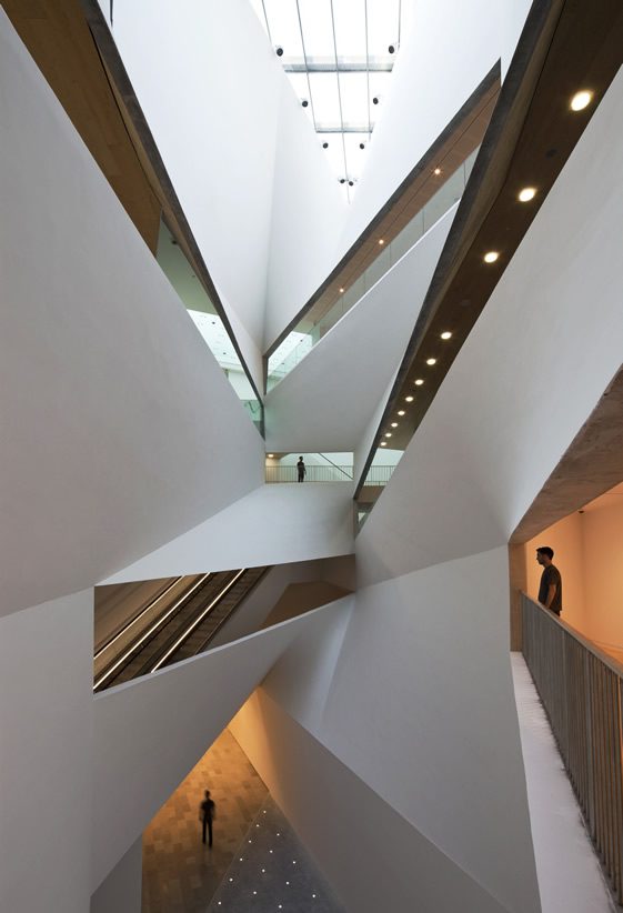 Tel Aviv Museum of Art, Herta and Paul Amir Building