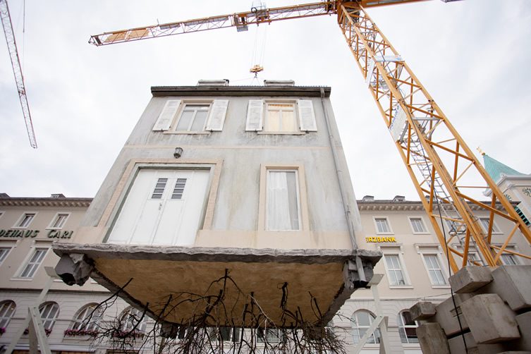 Leandro Erlich