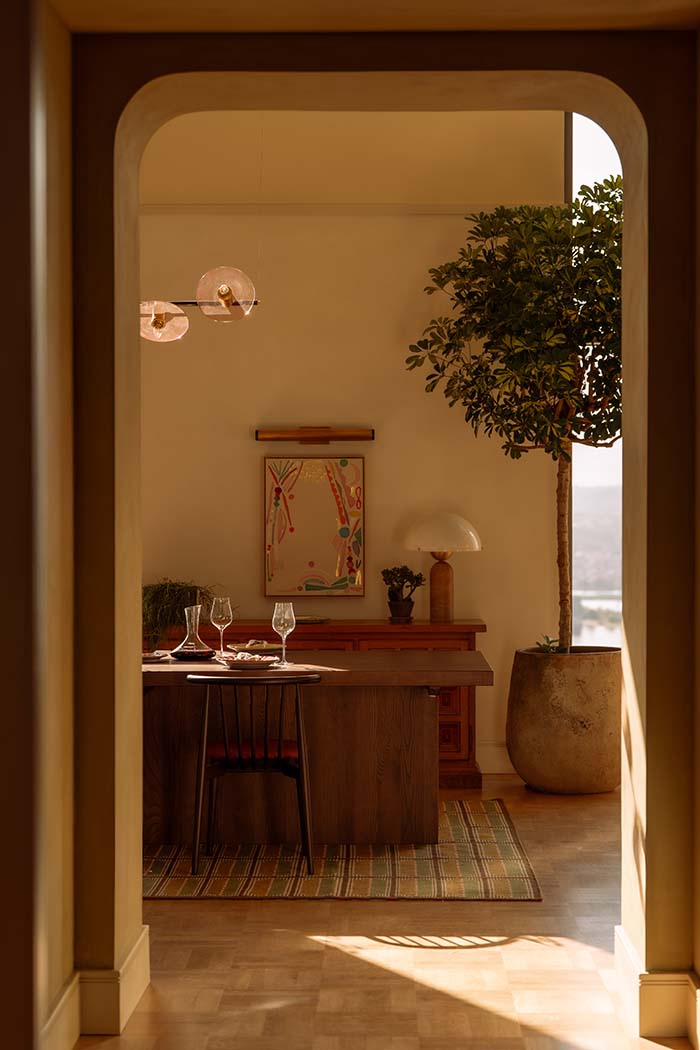 London Apartments, Co-Working, Gym and Kitchen