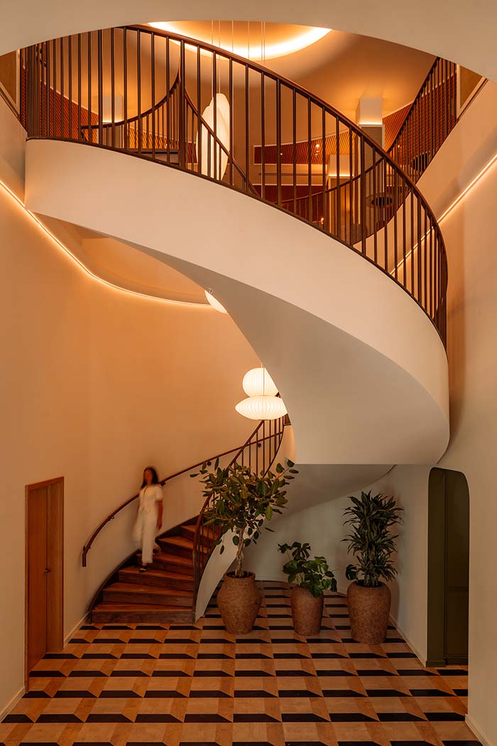 London Apartments, Co-Working, Gym and Kitchen