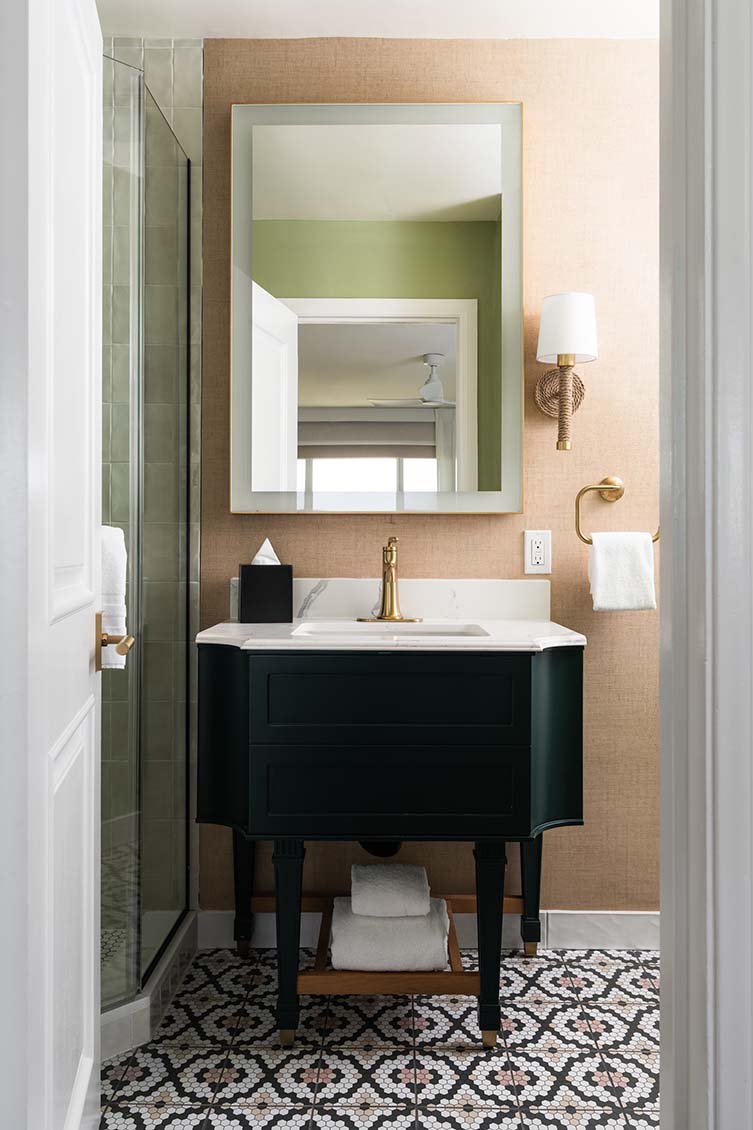 The Milo, Hotel by the Sea