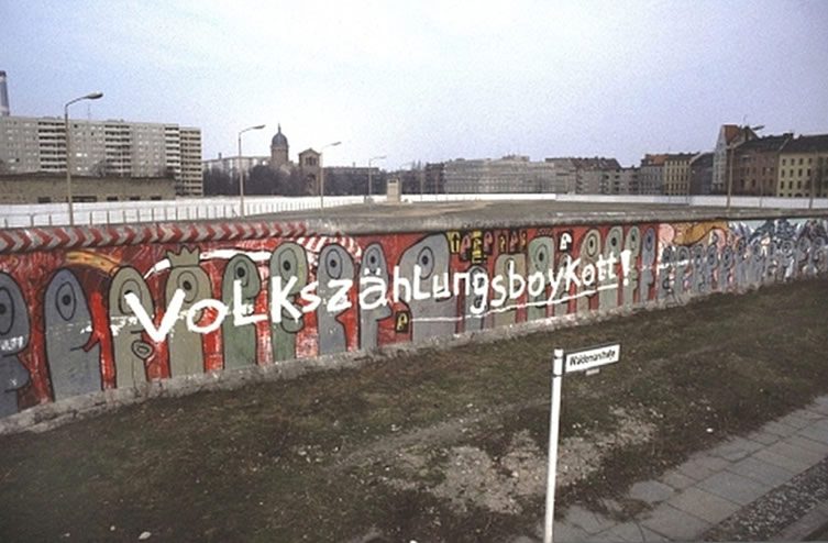 Thierry Noir's Berlin Wall