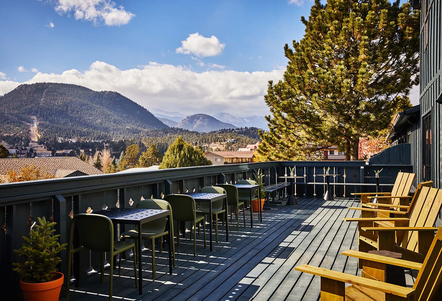 Trailborn Rocky Mountains Colorado Estes Park Design Hotel by Electric Bowery