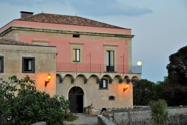 Rocca delle Tre Contrade — Sicily