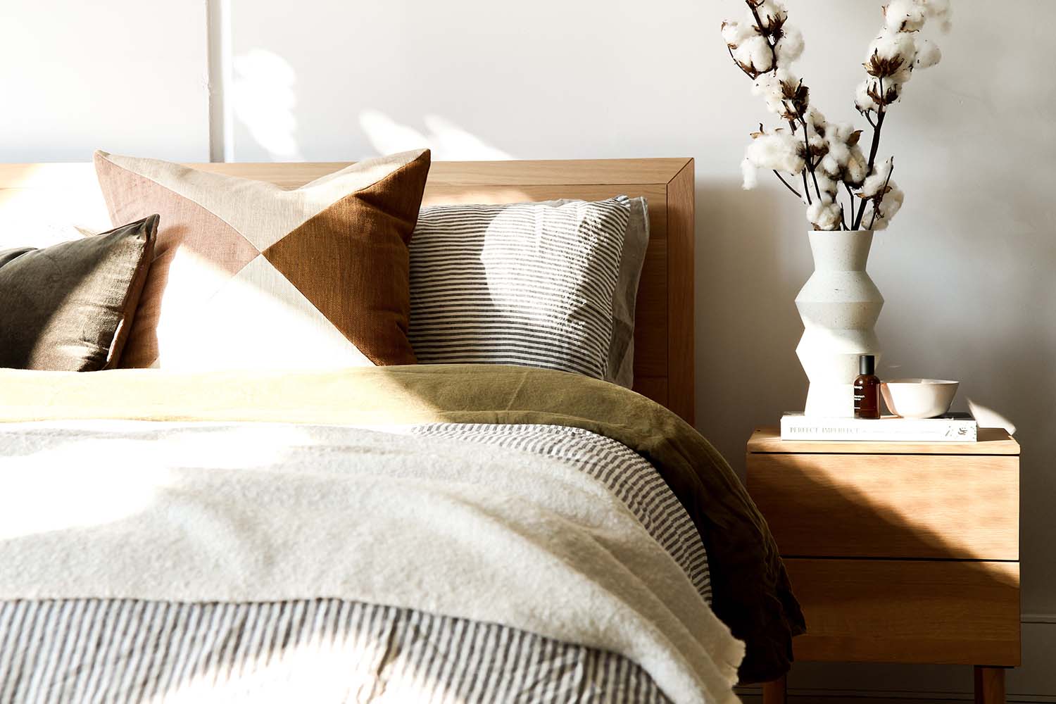 Preparing Your Bedroom For Spring: 5 Quick Ways To Upgrade Your Interior