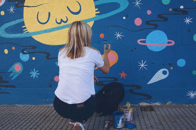 Celebrates street artist, Pum Pum, will impart her vast experience, allow you to scout walls throughout her Buenos Aires neighbourhood, help you to paint on the street as you uncover the techniques of mural-making