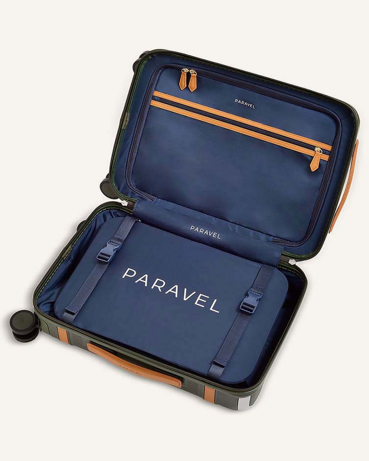 Paravel, Aviator Carry-On