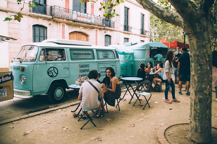 Van Van Food Truck Market Barcelona