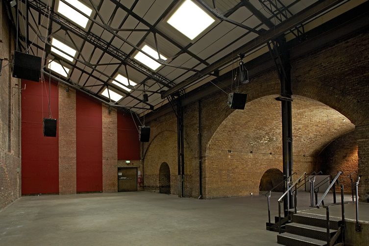 Village Underground, Shoreditch