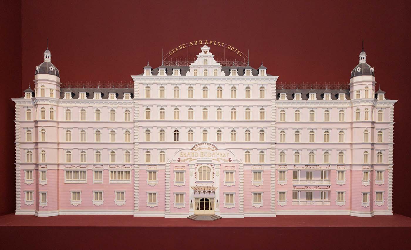 Model of THE GRAND BUDAPEST HOTEL © Thierry Stefanopoulos – La Cinémathèque française