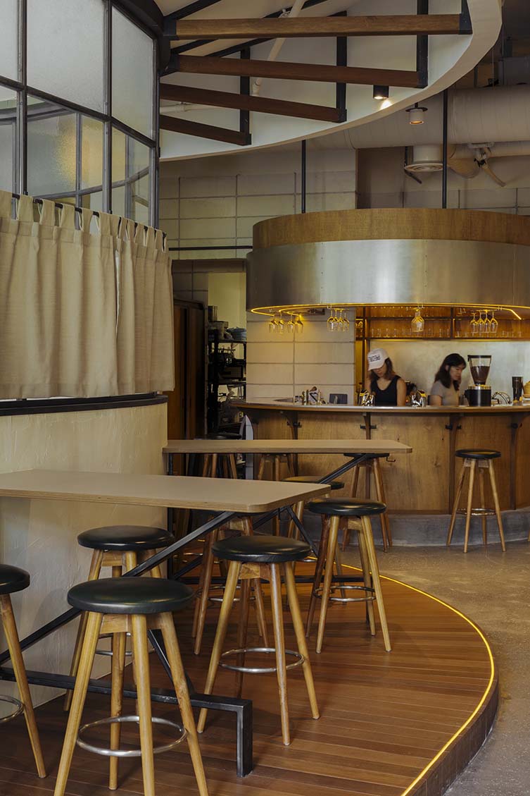 Furama RiverFront Café Bar by Hui Designs